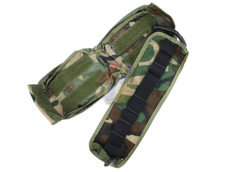 TMC 330 Medical Pouch ( Woodland ) - Click Image to Close