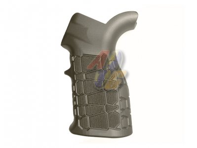 --Out of Stock--G&P CNC Aluminium Waffle Heat Sink Grip For M4/ M16 Series AEG ( Hex,Sand )
