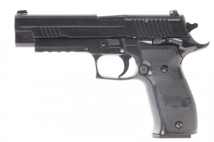 V-Tech 1/2 Scale High Precision 226 Mini Model Gun ( Shell Ejection/ Black ) - Click Image to Close