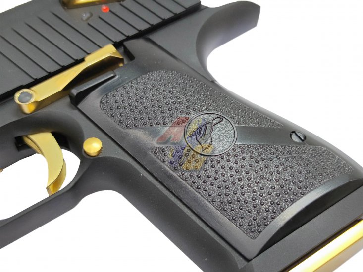 Cybergun/ WE Full Metal Desert Eagle L6 .50AE Pistol ( Black/ Gold/ Licensed by Cybergun ) - Click Image to Close