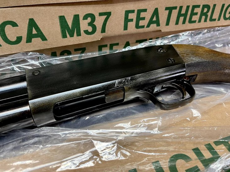 ShowGuns M37 Platypus Shotgun ( Base on KTW ) - Click Image to Close