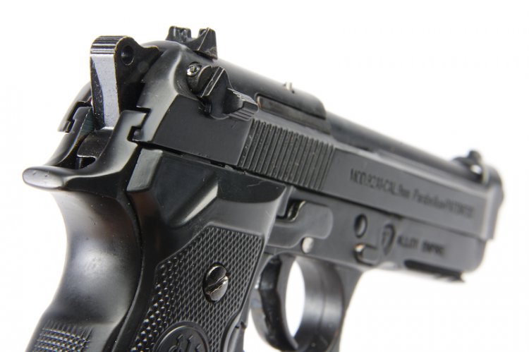 V-Tech 1/2 Scale M92F Mini Model Gun ( Shell Ejection/ Black ) - Click Image to Close