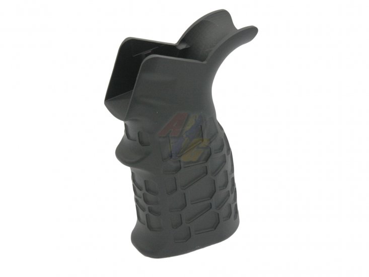 --Out of Stock--G&P CNC Alumnium Honeycomb Heat Sink Grip For M4/ M16 Series AEG ( Back ) - Click Image to Close
