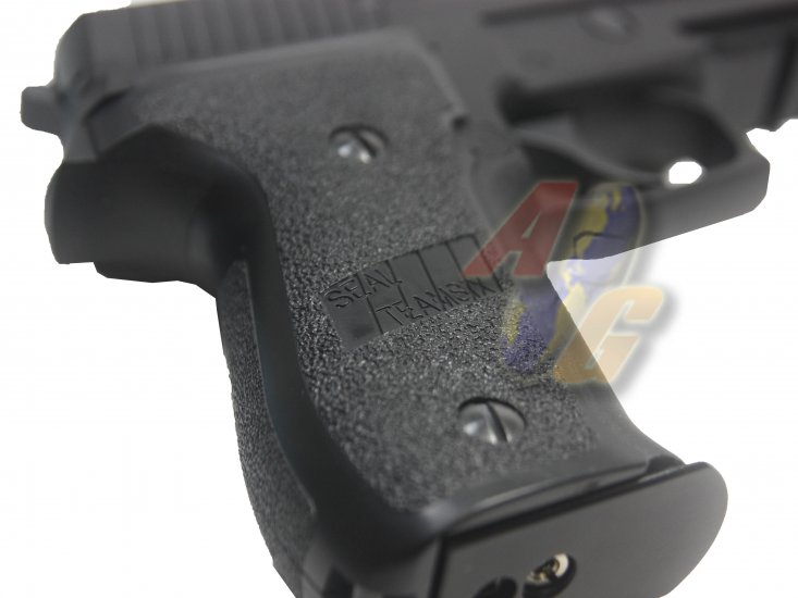 WE F 226 MK25 Railed GBB Pistol (No Marking, BK, Full Metal) - Click Image to Close