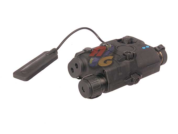 FMA PEQ LA5 Red Laser with Flash Light ( BK ) - Click Image to Close